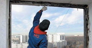 Демонтаж остекления балкона в Кохме - цена от 559 руб. - Сварной-Кхм