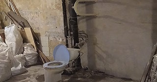 Демонтаж сантехкабины в панельном доме - цена от 1016 рублей | Сварной-Кхм